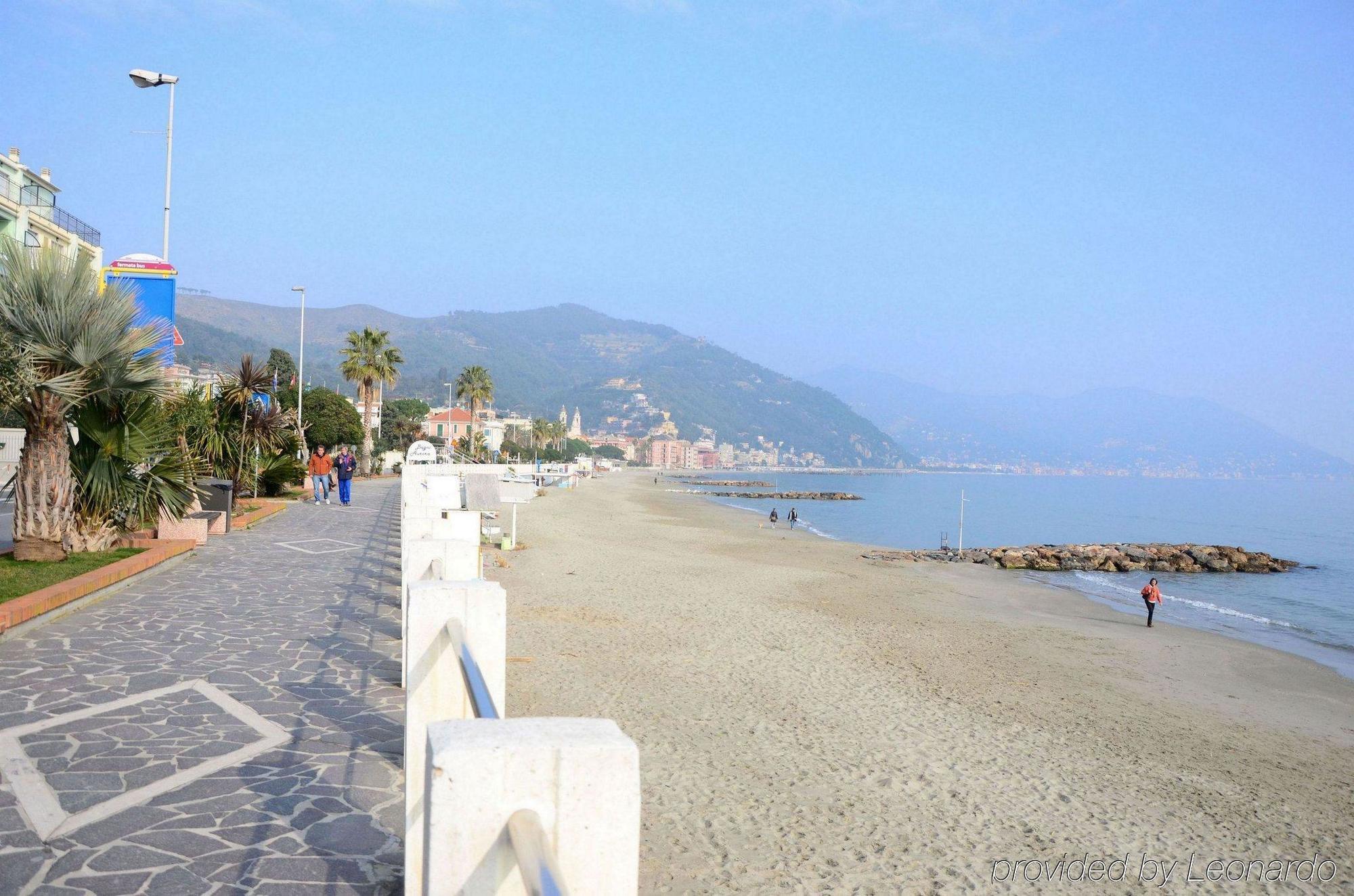 Hotel Aquilia Laigueglia Exterior photo